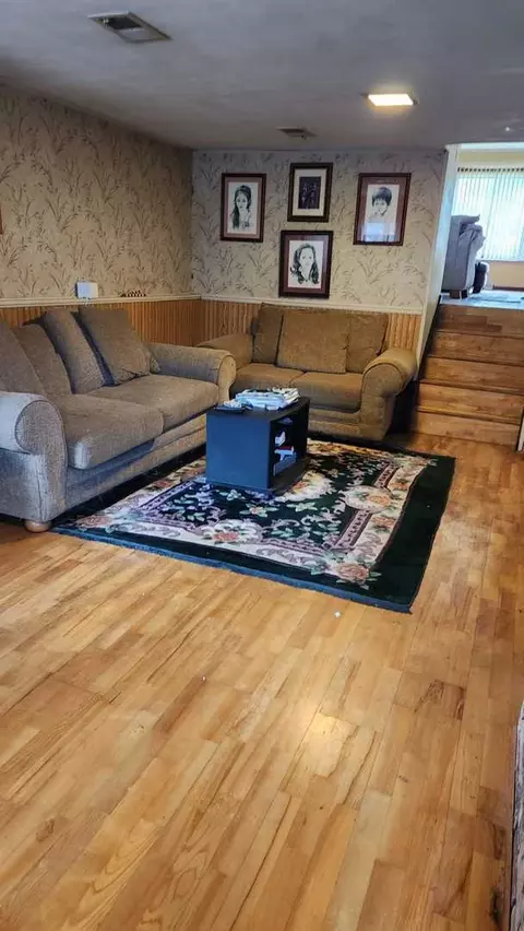 Other - 231 Lincoln Ln, Wheeling, IL 60090 photo 1 of 3