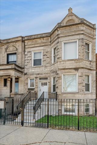 3923 W Polk St, Chicago, IL 60624