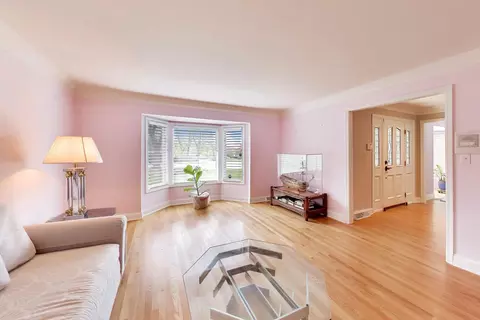 766 Camelot Dr, Burr Ridge, IL 60527 photo 14