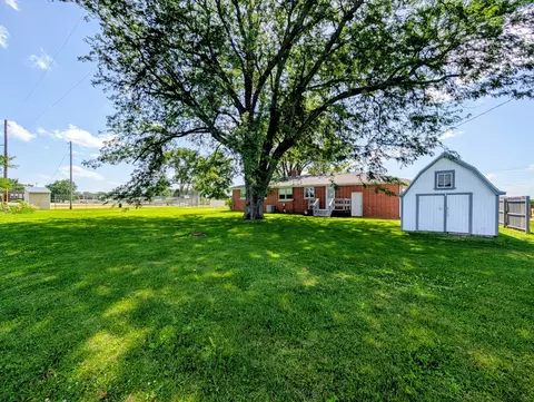 503 N 1st St, Alpha, IL 61413 photo 3