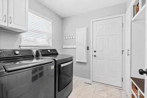 1848 Capri Dr, Aurora, IL 60503 photo 13