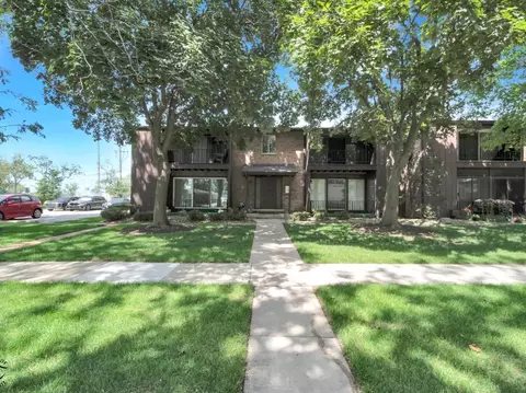17618 71st Ct #1N, Tinley Park, IL 60477