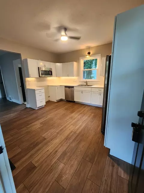 Kitchen - 1718 11th St, Moline, IL 61265 photo 2 of 4