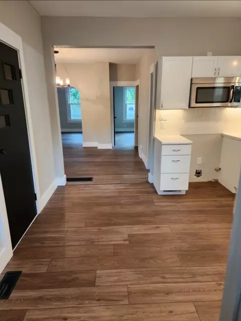 Entry Way - 1718 11th St, Moline, IL 61265 photo 1 of 8