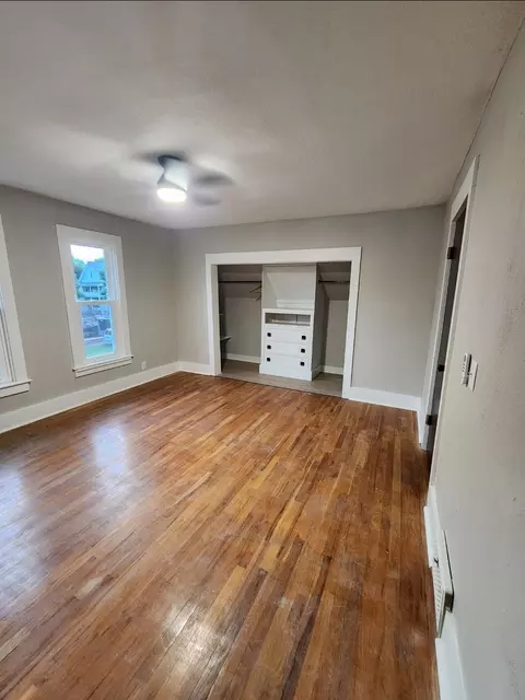 Bedroom - 1718 11th St, Moline, IL 61265 photo 1 of 4