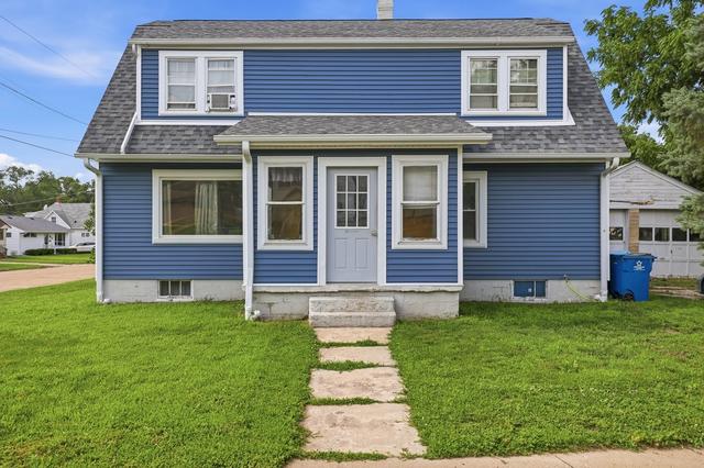 1723 W 4th St, Dixon, IL 61021