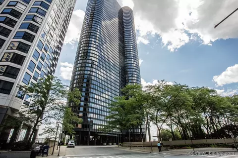 155 N Harbor Dr #4507, Chicago, IL 60601