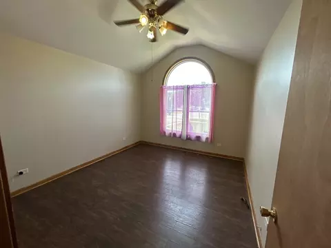 Bedroom - 53 Sunrise Ct, Steger, IL 60475 photo 1 of 3