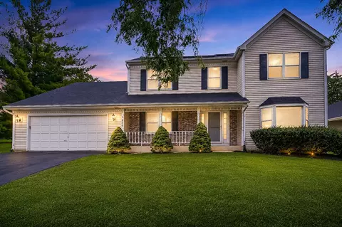 Exterior - 1056 Fox Valley Dr, Aurora, IL 60504 photo 4 of 4