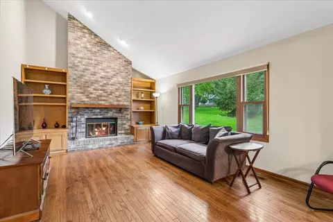 Living - 1056 Fox Valley Dr, Aurora, IL 60504 photo 2 of 3