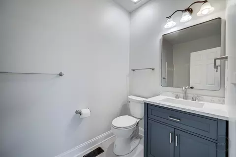 Bath - 12948 Parterre Pl, Plainfield, IL 60585 photo 2 of 6