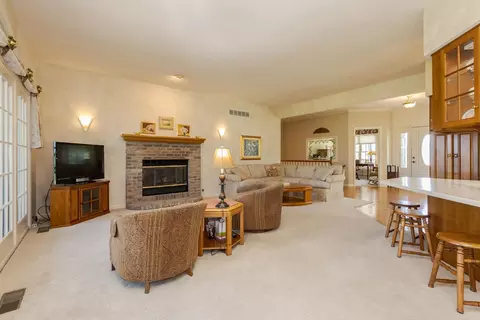 581 Fairway Dr, El Paso, IL 61738 photo 12