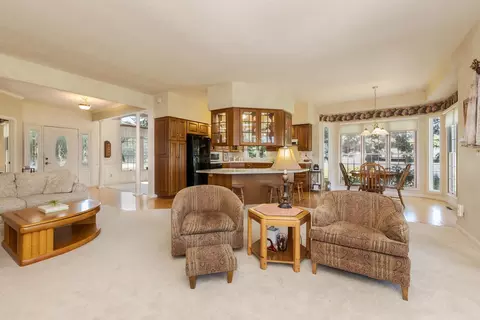 581 Fairway Dr, El Paso, IL 61738 photo 13