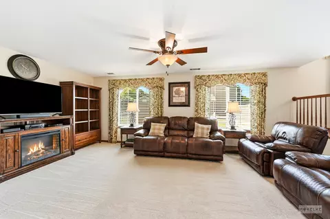 Living - 6708 Langsford Ln, Plainfield, IL 60586 photo 2 of 3