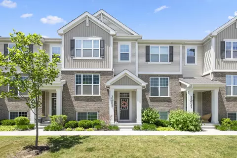 30 W047 Brayman Ct, Warrenville, IL 60563