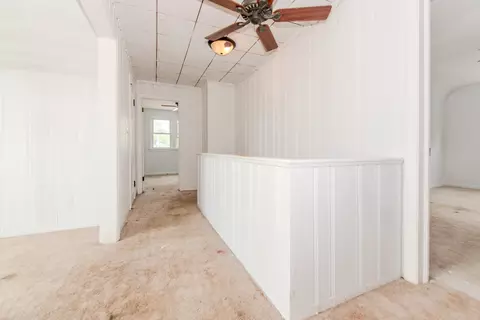 Entry Way - 217 20th Ave, Ottawa, IL 61350 photo 1 of 1