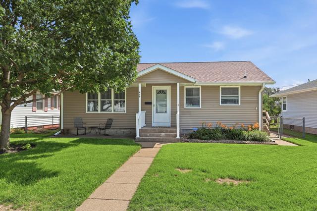 620 3rd Ave, Camanche, IA 52730