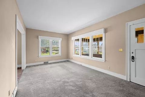 437 12th St, Silvis, IL 61282 photo 12