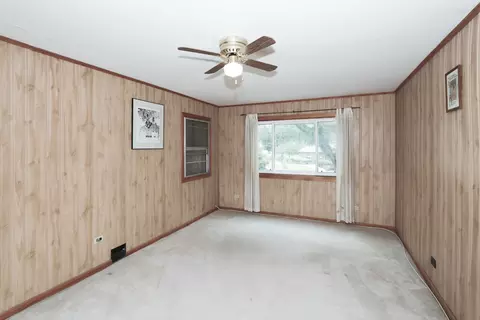 Bedroom - 101 N Eastern Ave, Bartlett, IL 60103 photo 5 of 6