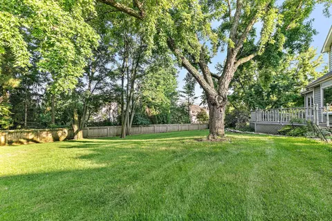 Exterior - 1345 Chadwick Ct, Dundee, IL 60118 photo 6 of 10