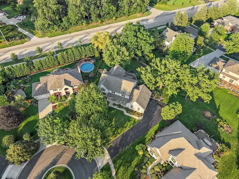 View/Area - 1345 Chadwick Ct, Dundee, IL 60118 photo 10 of 10