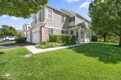 202 Portage Ln #D, Yorkville, IL 60560