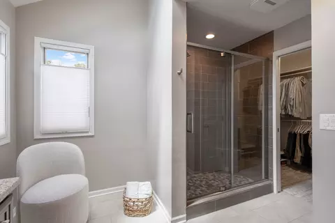 Bath - 252 Miller St, Beecher, IL 60401 photo 3 of 3