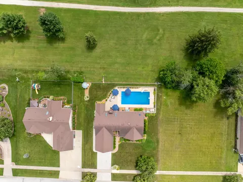 View/Area - 252 Miller St, Beecher, IL 60401 photo 3 of 6
