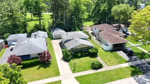 349 Elk Blvd, Des Plaines, IL 60016 photo 14