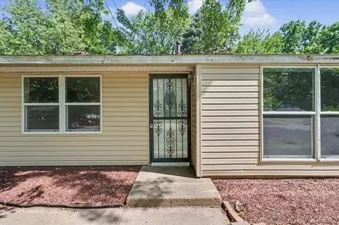 3316 Kimberly Dr, Champaign, IL 61821 photo 4