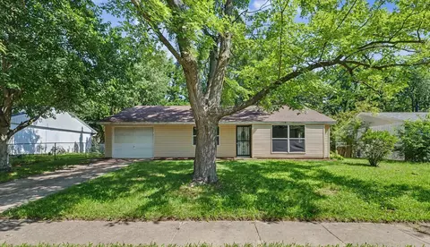 3316 Kimberly Dr, Champaign, IL 61821 photo 1
