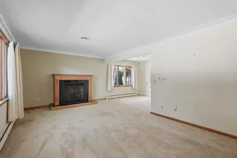 4213 35 Ave, Moline, IL 61265 photo 6