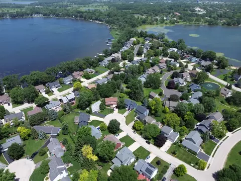 View/Area - 6 Spinnaker Ct, Third Lake, IL 60030 photo 1 of 4