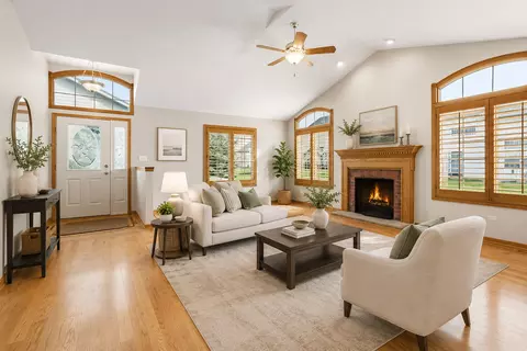 Living - 1153 Linden Cir, Beecher, IL 60401 photo 1 of 5