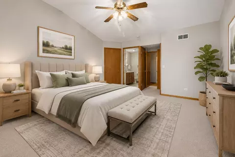 Bedroom - 1153 Linden Cir, Beecher, IL 60401 photo 1 of 4