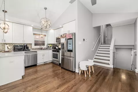 Kitchen - 7457 W 64th St, Summit, IL 60501 photo 3 of 3