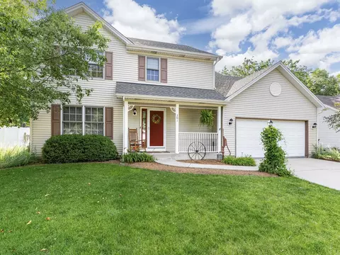301 Savoy Dr, Shorewood, IL 60404