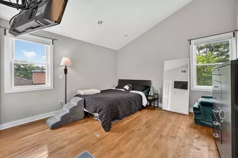 Bedroom - 75 N 2nd Ave, Des Plaines, IL 60016 photo 5 of 5