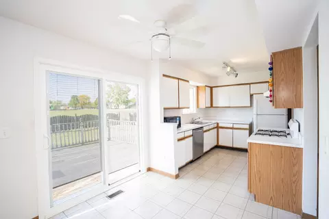 22115 W Pasadena Dr, Plainfield, IL 60544 photo 8