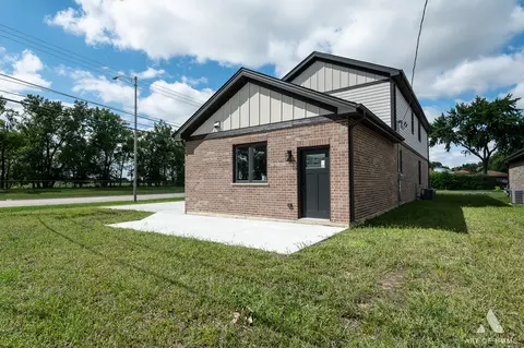 Exterior - 7957 W 73 Pl, Bridgeview, IL 60455 photo 6 of 6