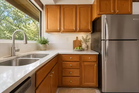 Kitchen - 1460 Eagle Rd, Elgin, IL 60123 photo 1 of 3