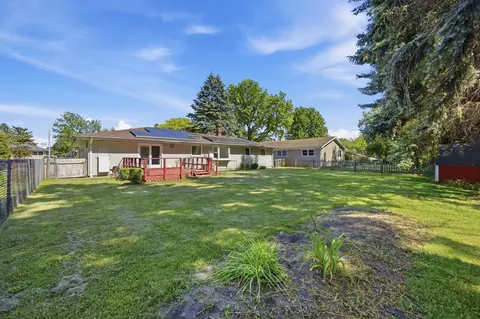 Other - 904 Chippewa Dr, Elgin, IL 60120 photo 8 of 8