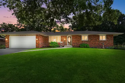 4776 Rainbow Rdg, Rockford, IL 61109