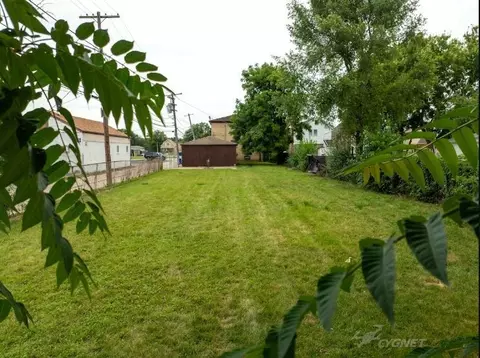Exterior - 3940 Center Ave, Lyons, IL 60534 photo 5 of 5