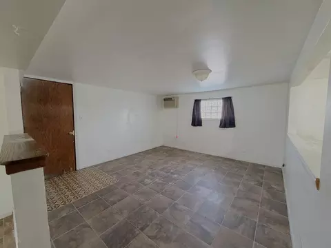 Living - 3940 Center Ave, Lyons, IL 60534 photo 3 of 4