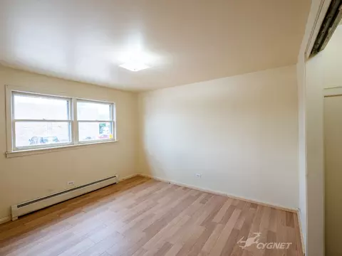 Bedroom - 3940 Center Ave, Lyons, IL 60534 photo 1 of 3