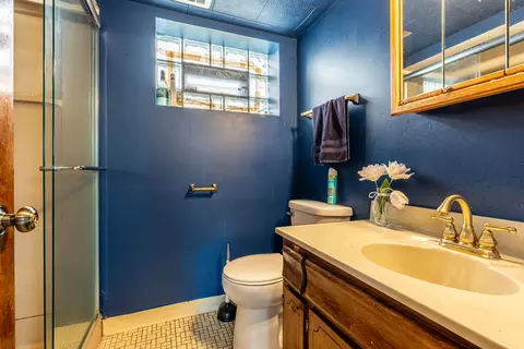 Bath - 3307 E 136th St, Chicago, IL 60633 photo 2 of 2