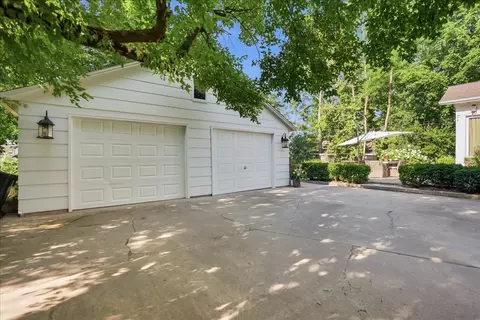 1116 E Monroe St, Bloomington, IL 61701 photo 58