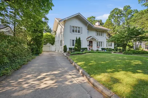 1116 E Monroe St, Bloomington, IL 61701 photo 2