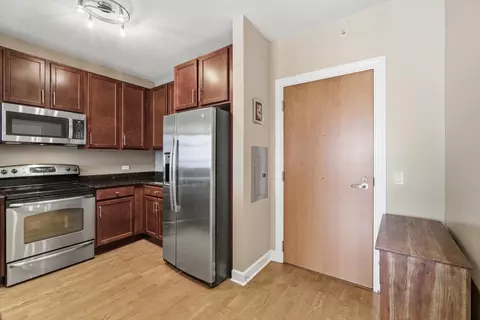 Entry Way - 100 E 14th St #1209, Chicago, IL 60605 photo 1 of 1